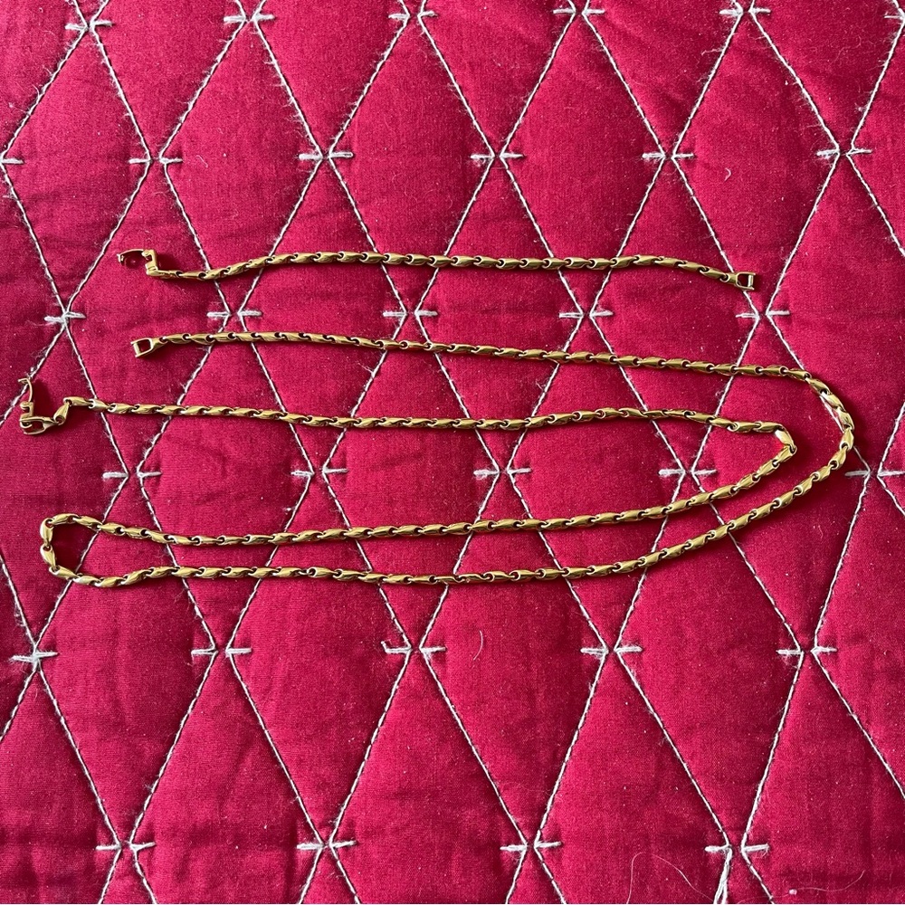 Monet VTG* Necklace/Bracelet Combo - Gold.  Womens: 36" and 7".